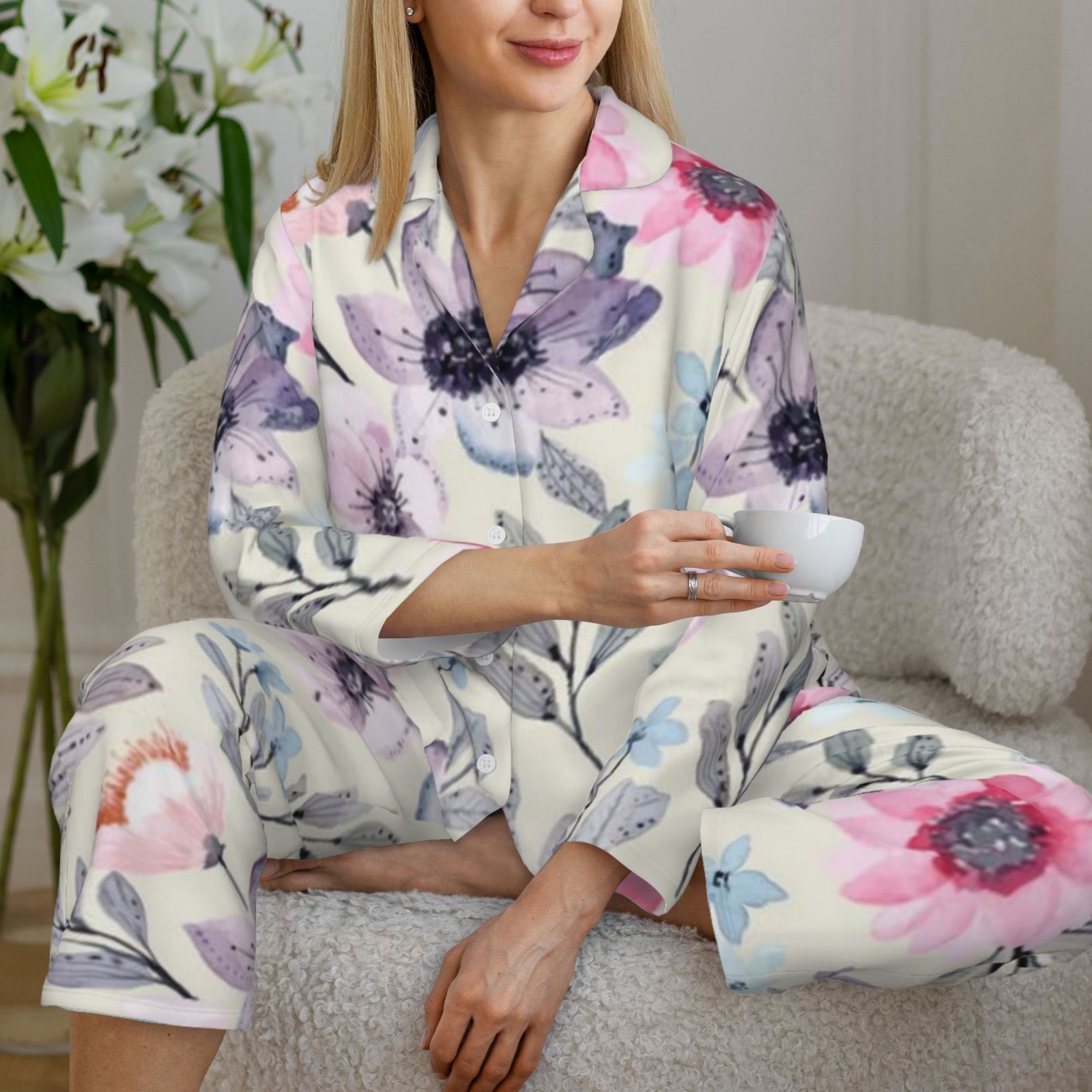 Women's Long-Sleeved Pajama Set